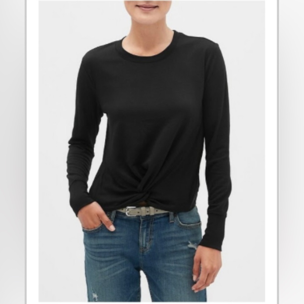 Banana Republic twist front long sleeve tshirt/ sweatshirt